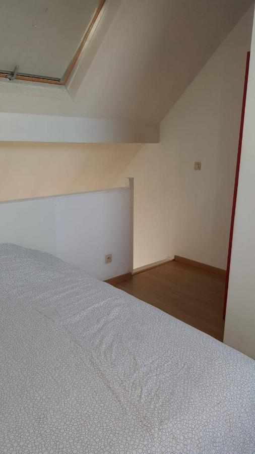 Central Duplex Sleeps 4 Bruxelles Eksteriør billede