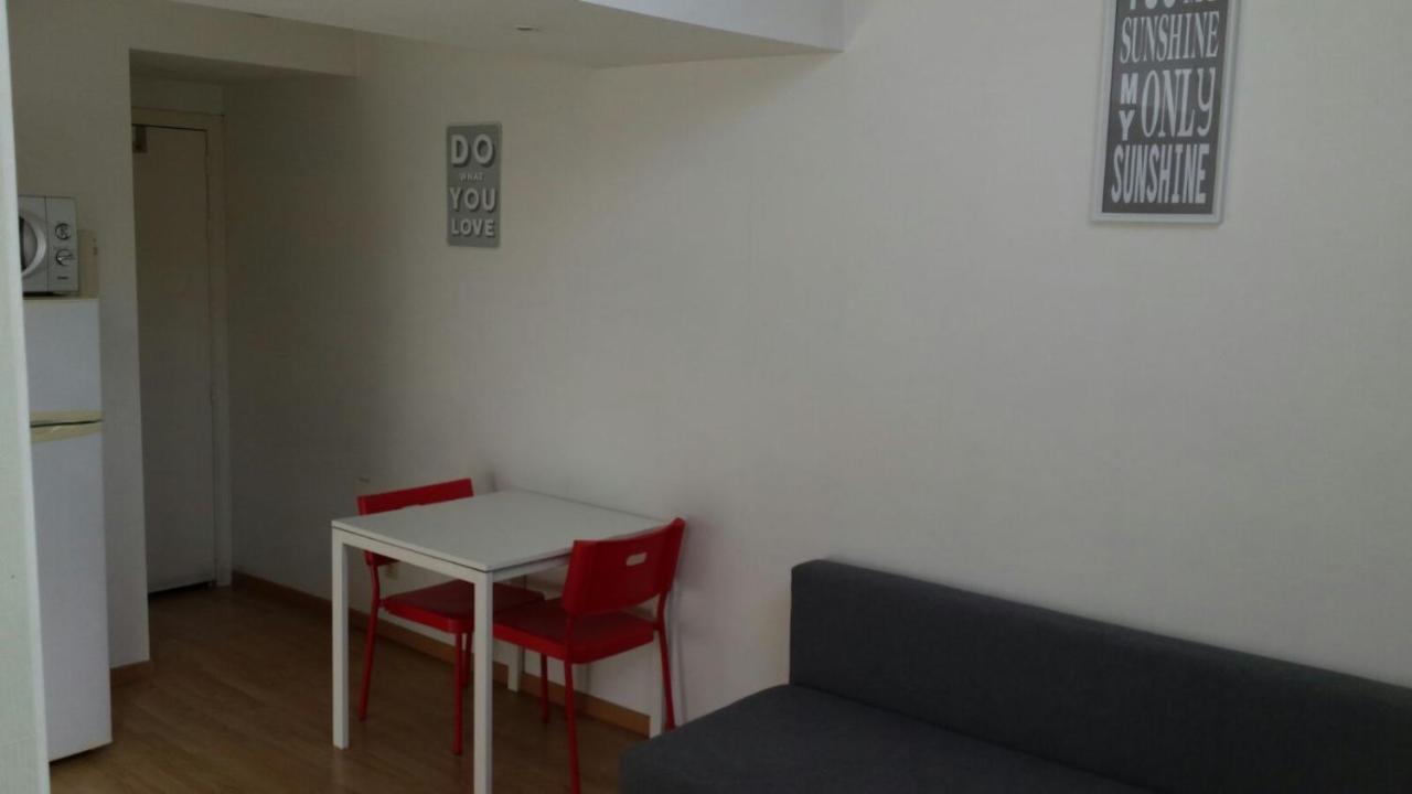Central Duplex Sleeps 4 Bruxelles Eksteriør billede
