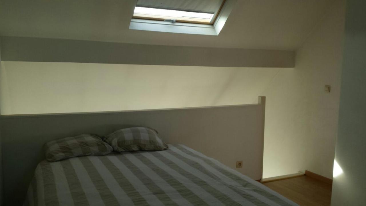Central Duplex Sleeps 4 Bruxelles Eksteriør billede