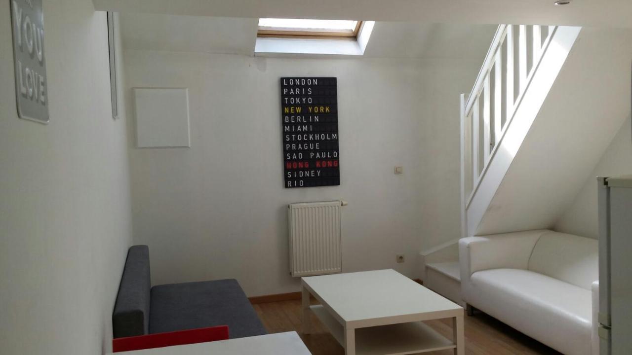 Central Duplex Sleeps 4 Bruxelles Eksteriør billede